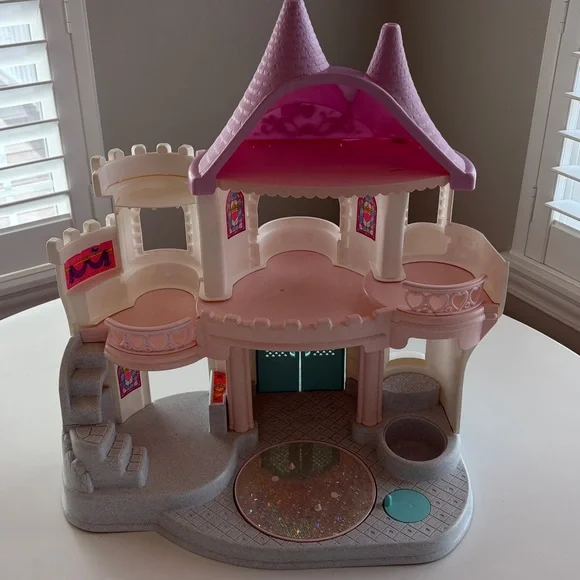 Fisher Price Once Upon a Dream Palace - Picture 6 of 14